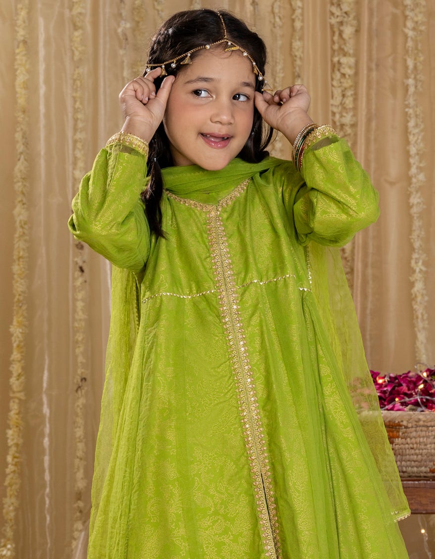 GREEN SILK EMBROIDERED 3PC | JGK-S-JGP-25-1521