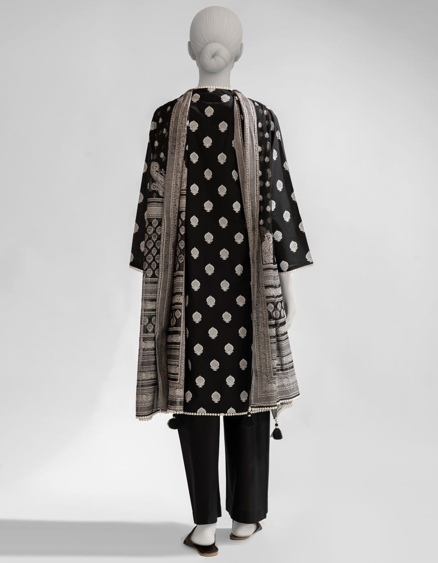 BLACK & WHITE LAWN PRINTED UNSTITCHED 3PC