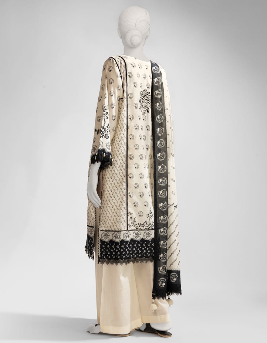 OFF WHITE LAWN PRINTED UNSTITCHED 3PC