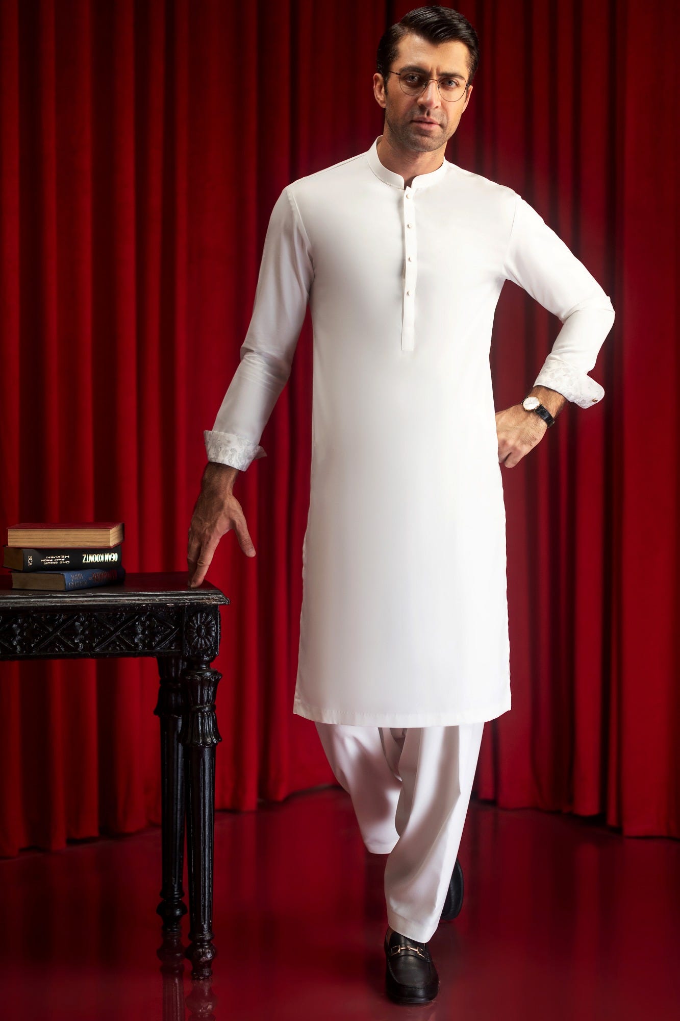 WOLFS BURG - OFF WHITE KAMEEZ SHALWAR & WAISTCOAT