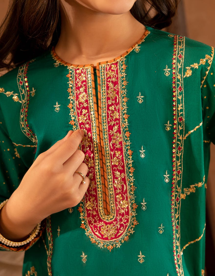 GREEN COTTON LAWN EMBROIDERED 3PC STITCHED