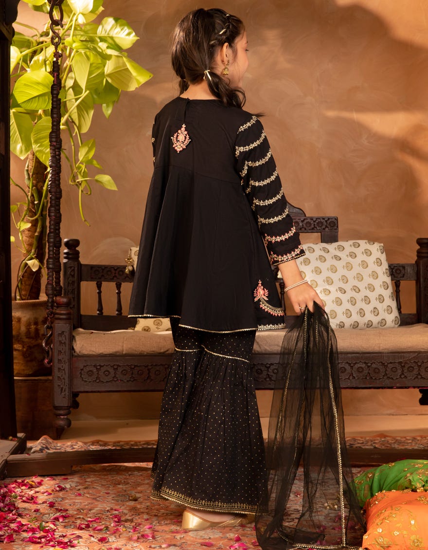 BLACK LAWN SILK EMBROIDERED 3PC STITCHED