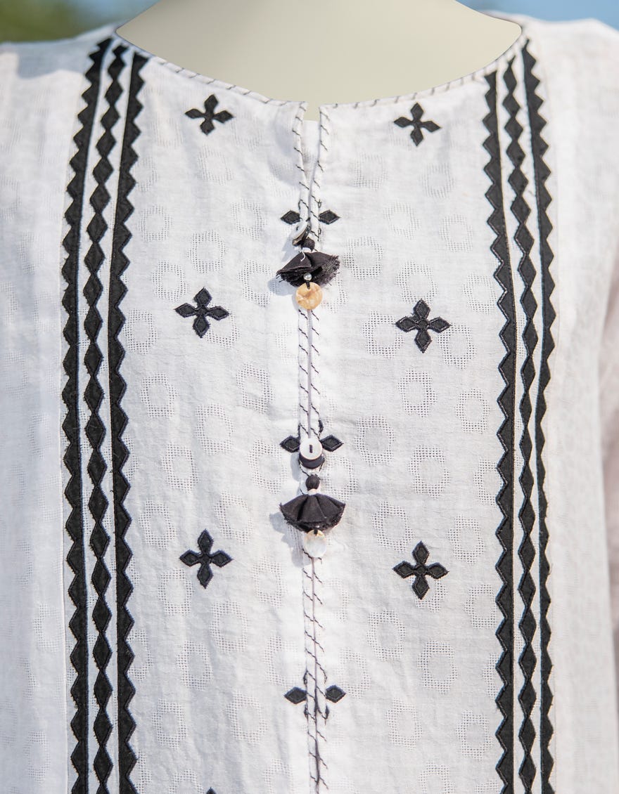 WHITE DOBBY EMBROIDERED KURTI | JJLK-S-JSS-25-337