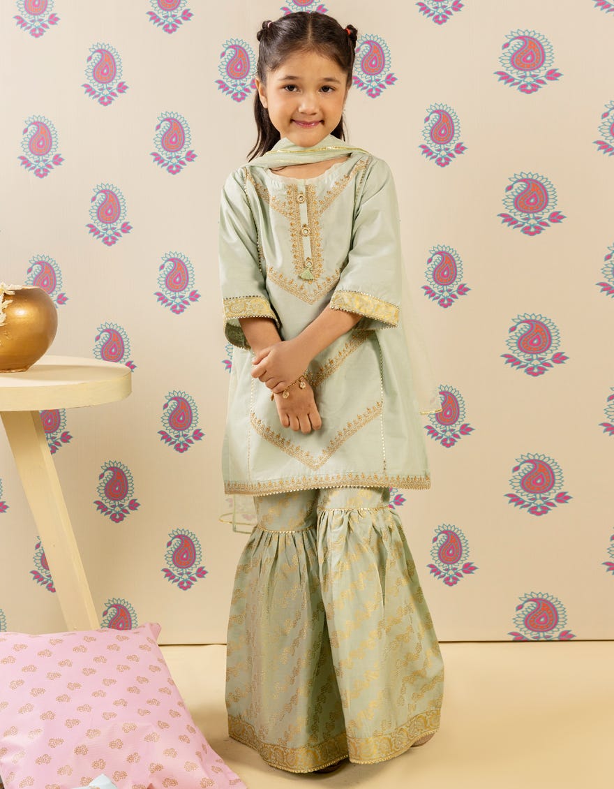 GREEN LAWN EMBROIDERED 3PC | JGK-S-JGP-25-1510