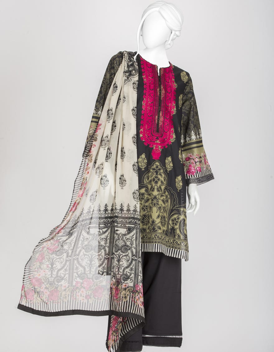 jlawn-s-19-0135-s-nadine