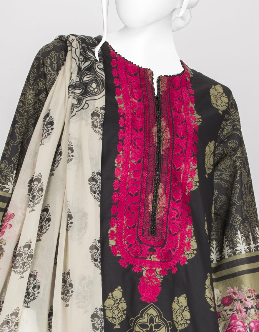 jlawn-s-19-0135-s-nadine