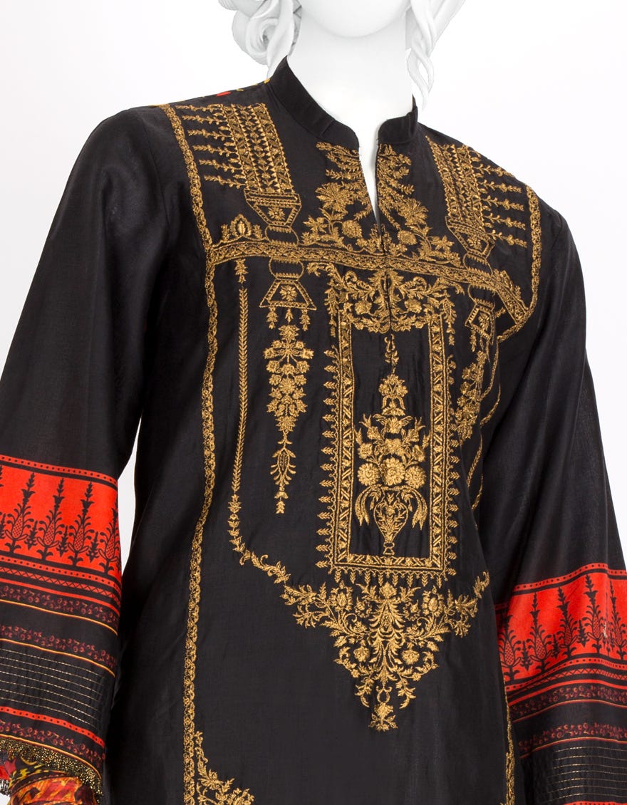 jlawn-s-19-0156-s-pixel-motif