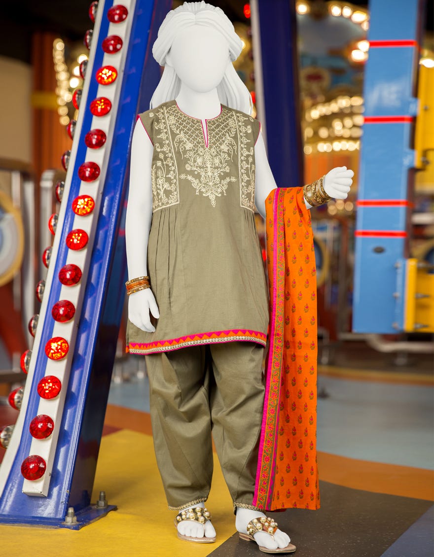 jgkl-s-19-1550-fb-pebble