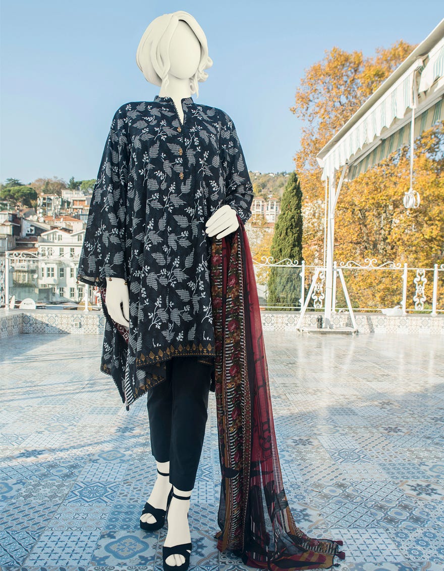 JLAWN-S-JDS-20-1012 Camellia