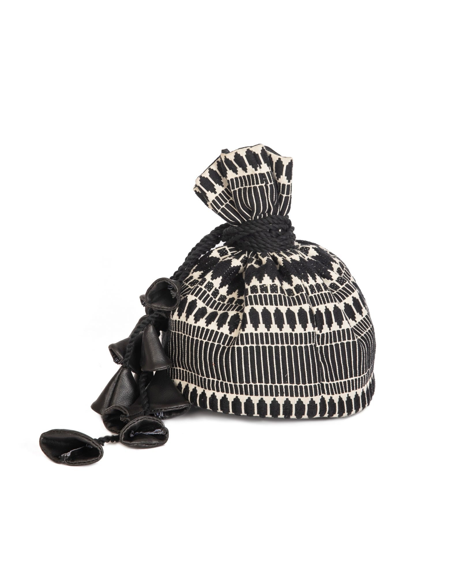 JJBL-21-042 FB/Khaddi