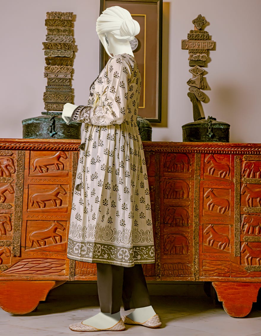 JLAWN-S-JSU-22-912 Acacia