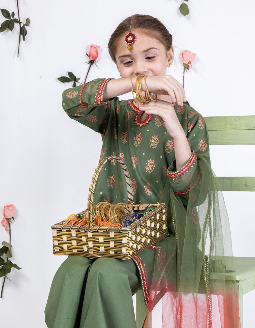 Green Lawn Stitched 3 Piece | Jgk-S-24-1906