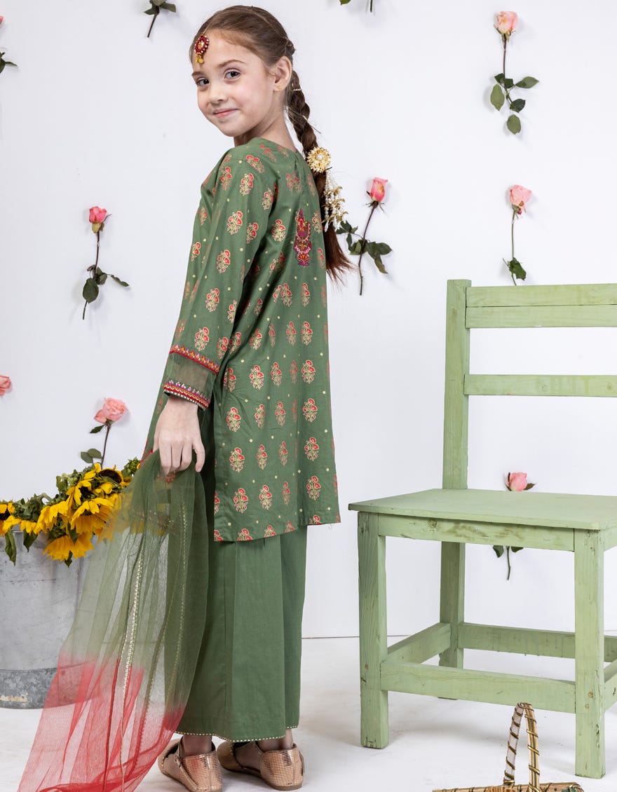 Green Lawn Stitched 3 Piece | Jgk-S-24-1906