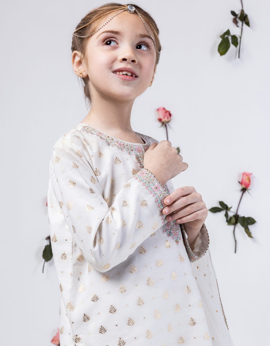 Off White Jacquard Stitched 3 Piece | Jgk-S-24-1908