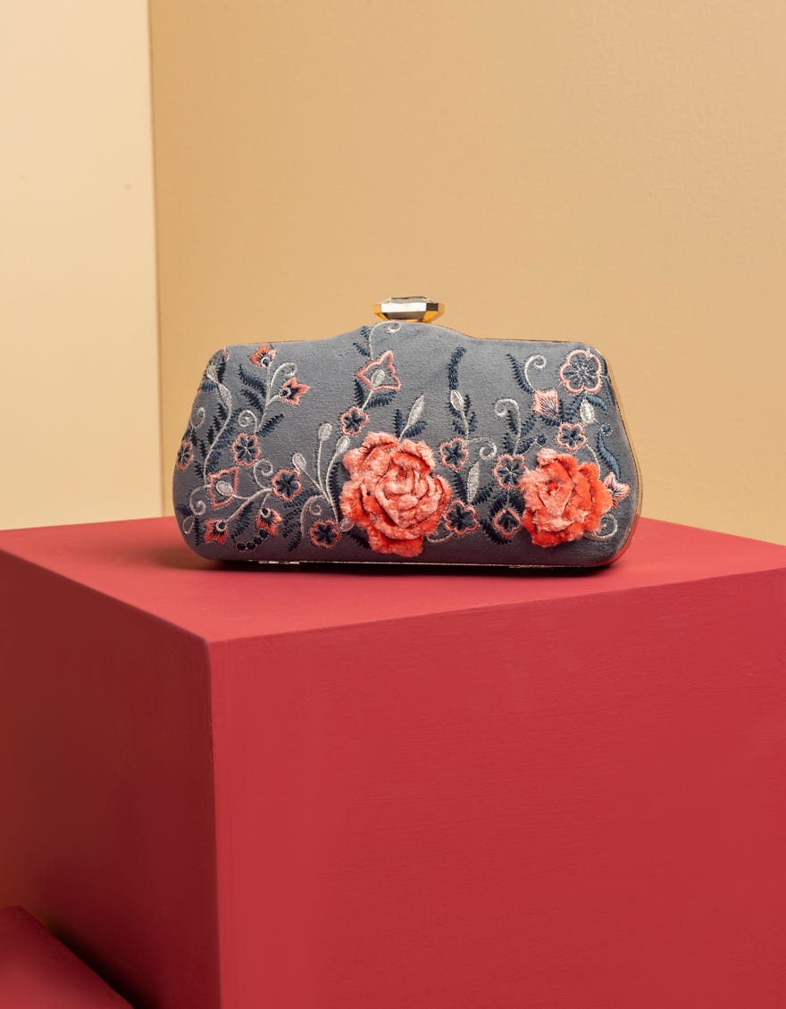 GREY CLUTCH | JJBL-25-092