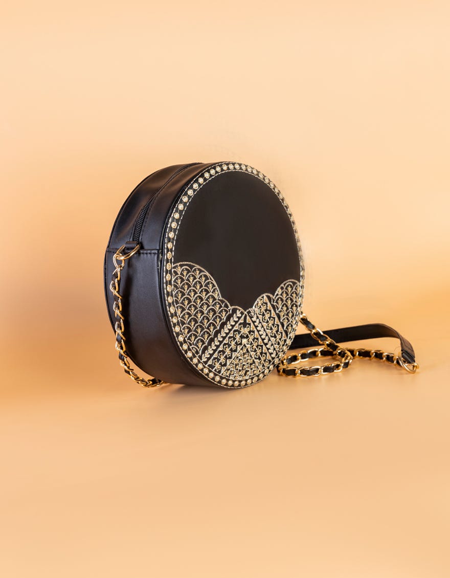 BLACK HANDBAG | JJBL-25-093