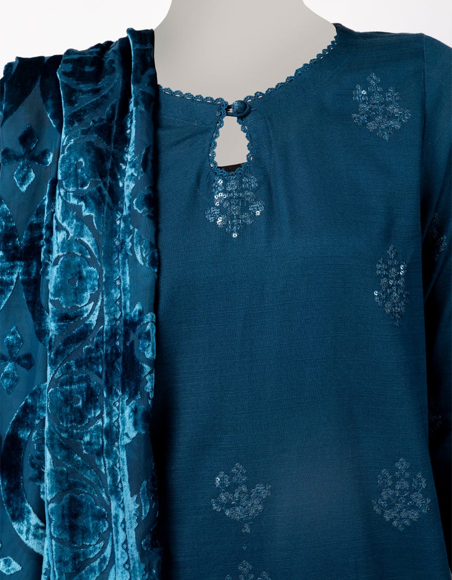 teal-khaddar-slub-embroidered-3pc-stitched-jl251005s