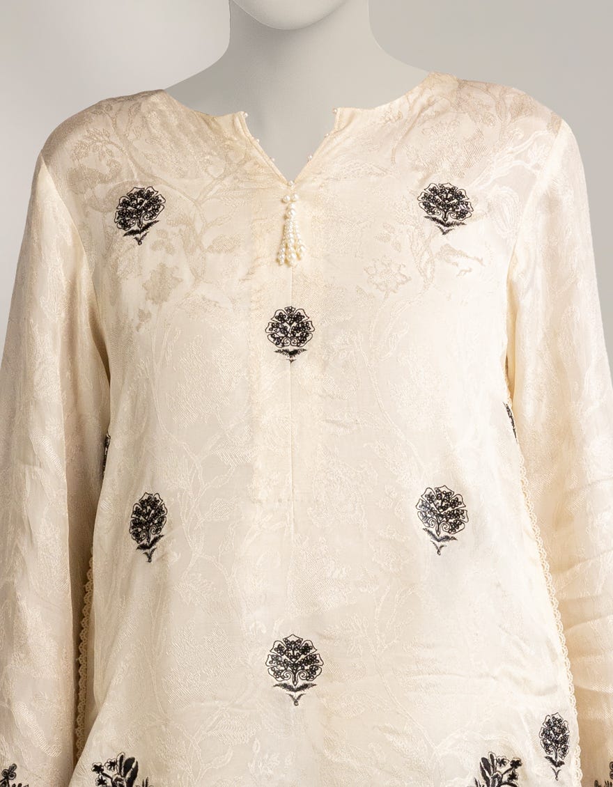 off-white-raw-silk-embroidered-3pc-stitched-jl251035s