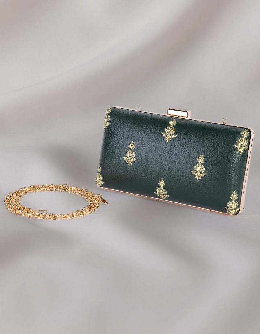 green-clutch-jjbl25131