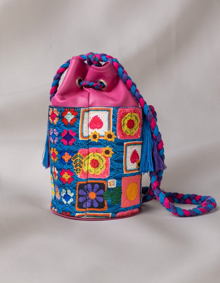 blue-handbag-jjbl25132