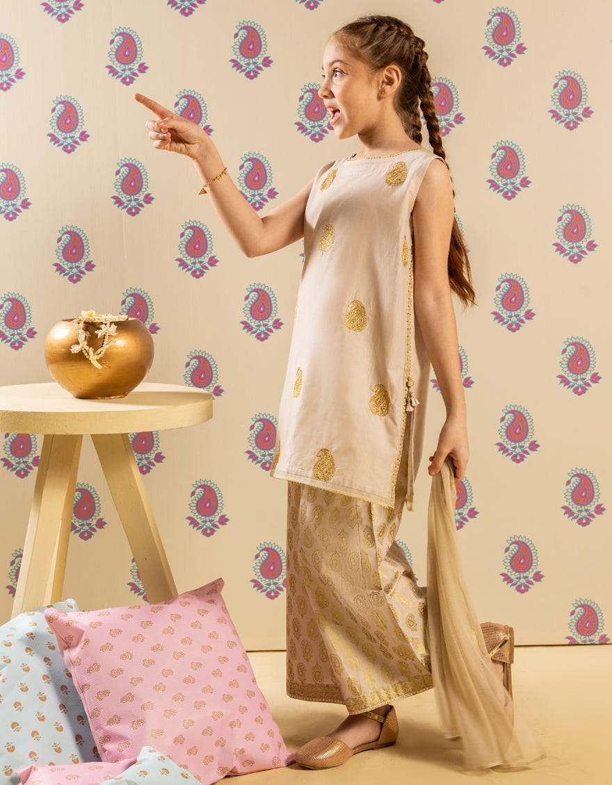 BEIGE LAWN EMBROIDERED 3PC | JGK-S-JGP-25-1511