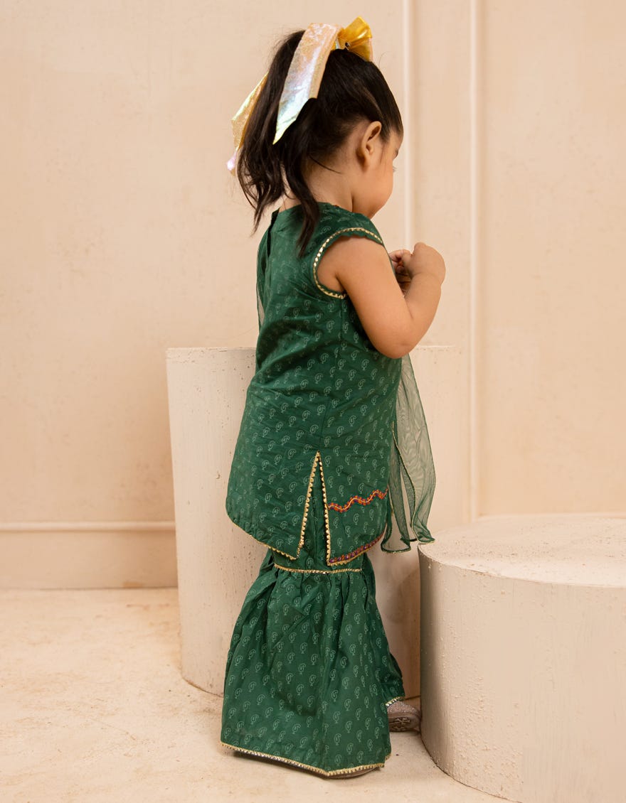 GREEN LAWN EMBROIDERED 3PC STITCHED