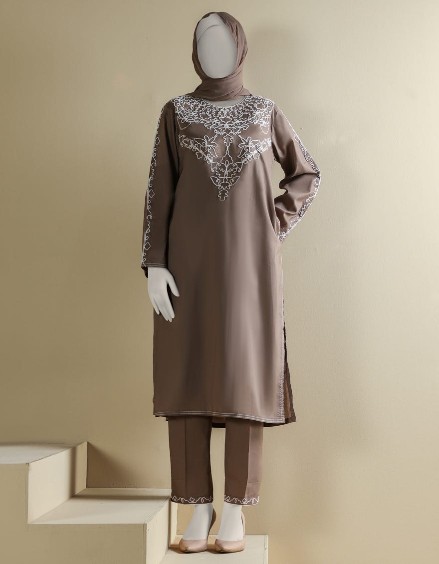 grey-lawn-embroidered-3pc-stitched-jls25208s