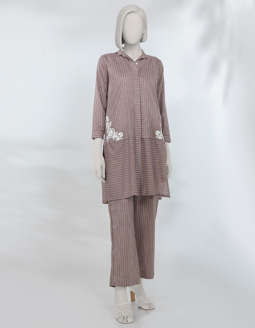 brown-lawn-embroidered-2pc-stitched-jst252148s