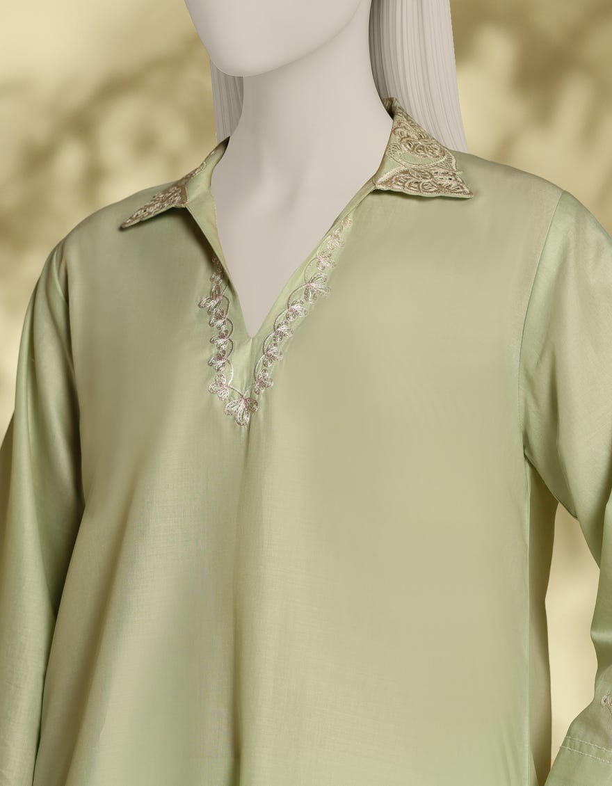 green-lawn-embroidered-3pc-stitched-jls25222s