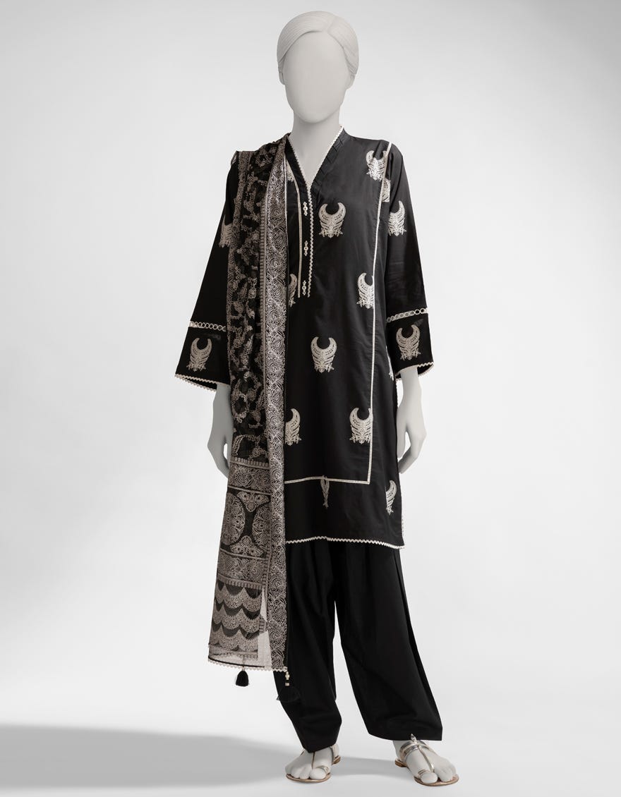 BLACK & WHITE LAWN PRINTED UNSTITCHED 3PC