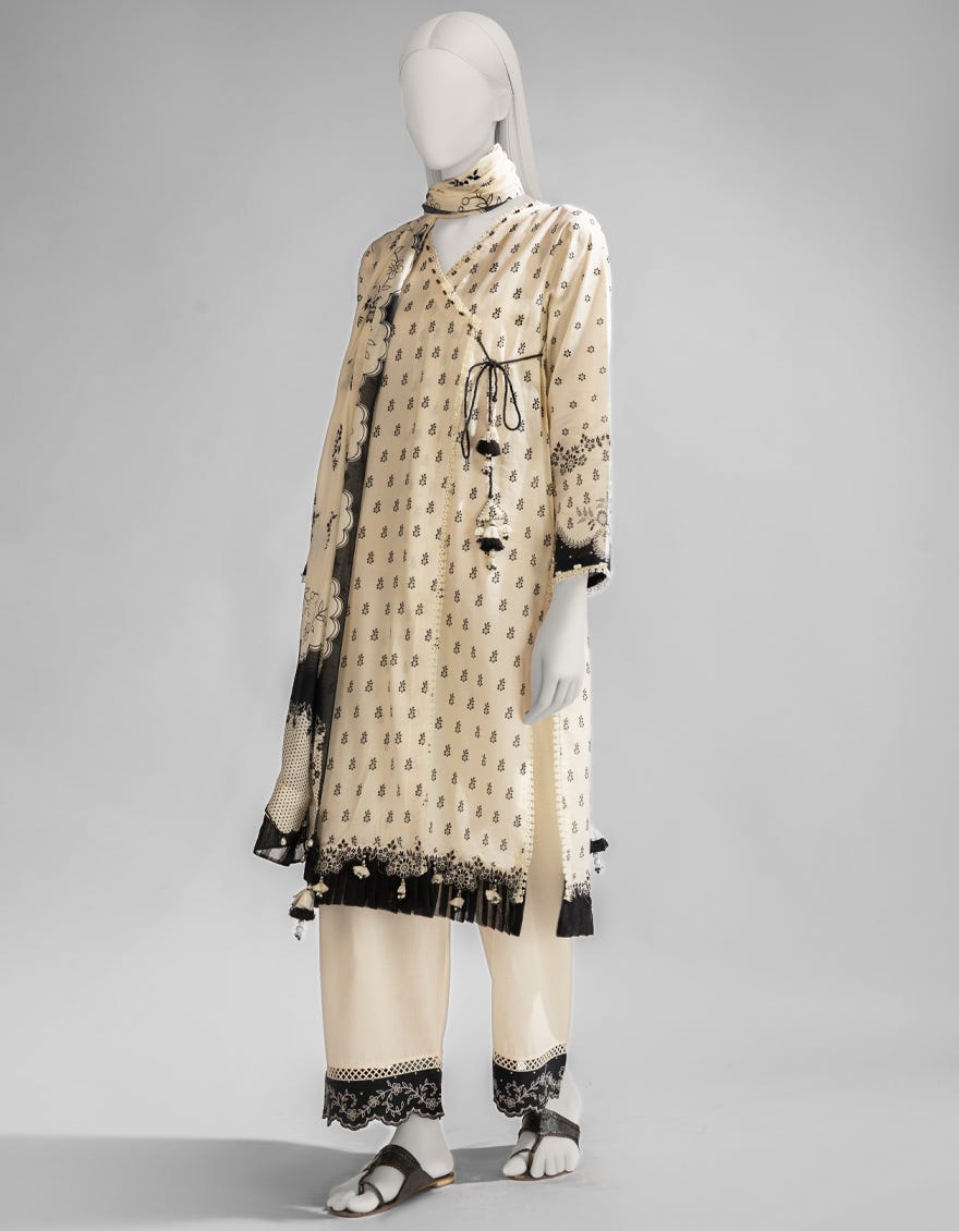 OFF WHITE LAWN PRINTED UNSTITCHED 3PC