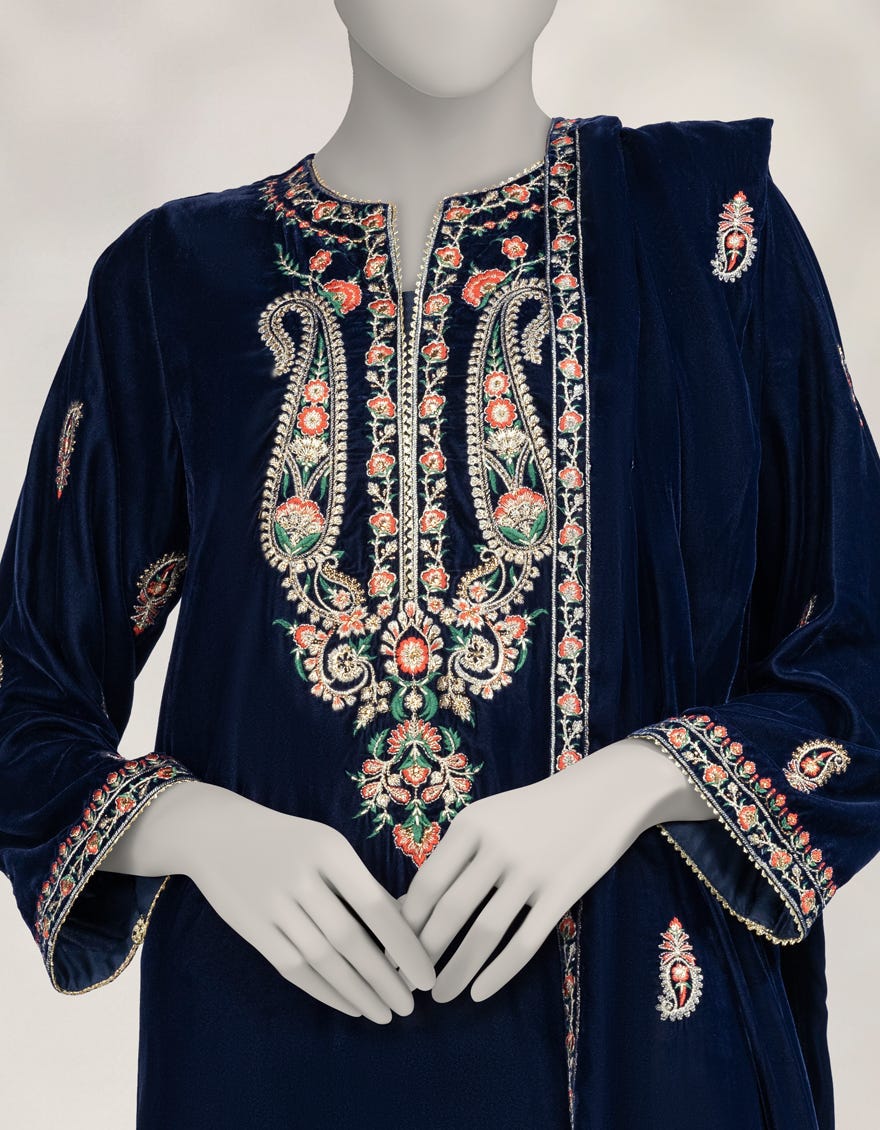 blue-velvet-embroidered-unstitched-3pc-jlu253625u