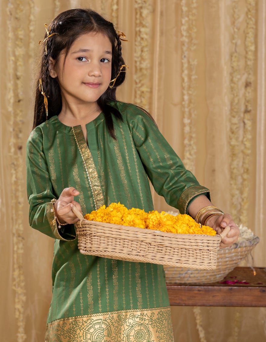 GREEN LAWN PRINTED 2PC | JGKL-S-JGST-25-5607