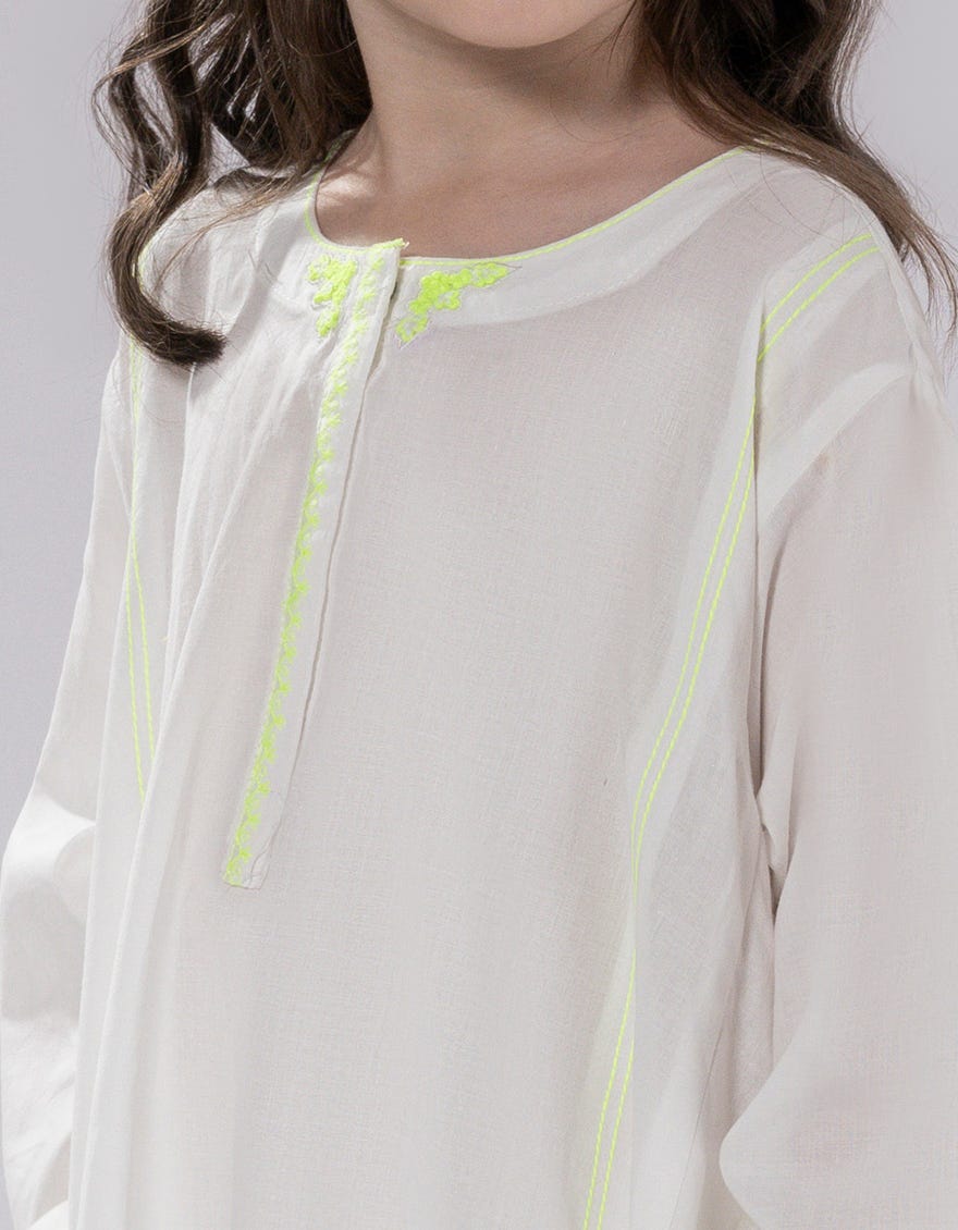 white-lawn-embroidered-kurti-jgs252538s