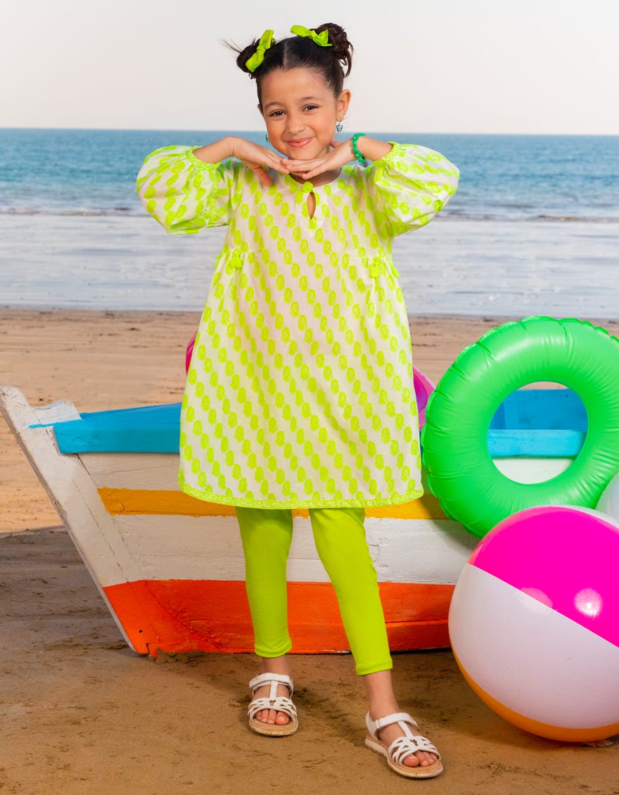 WHITE LAWN PRINTED KURTI | JGLK-S-JGS-25-2501