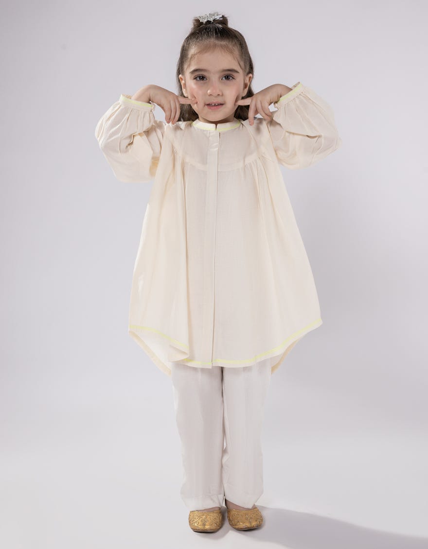 off-white-lawn-embroidered-kurti-jgs252535s