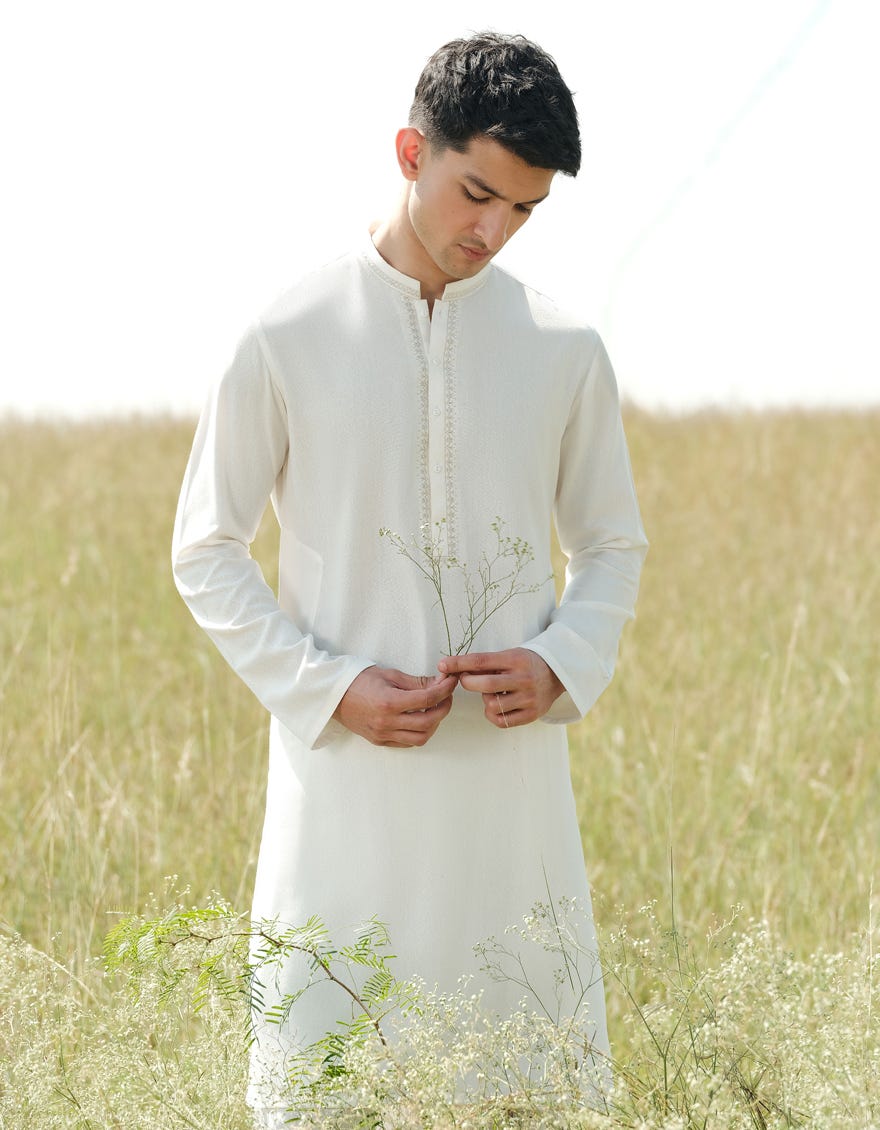 OFF WHITE BLENDED KAMEEZ SHALWAR | JJKS-A-34919