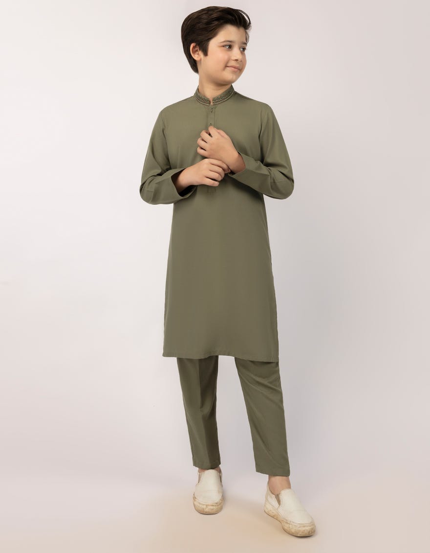 dull-green-kurta-trousers-jckpa39532