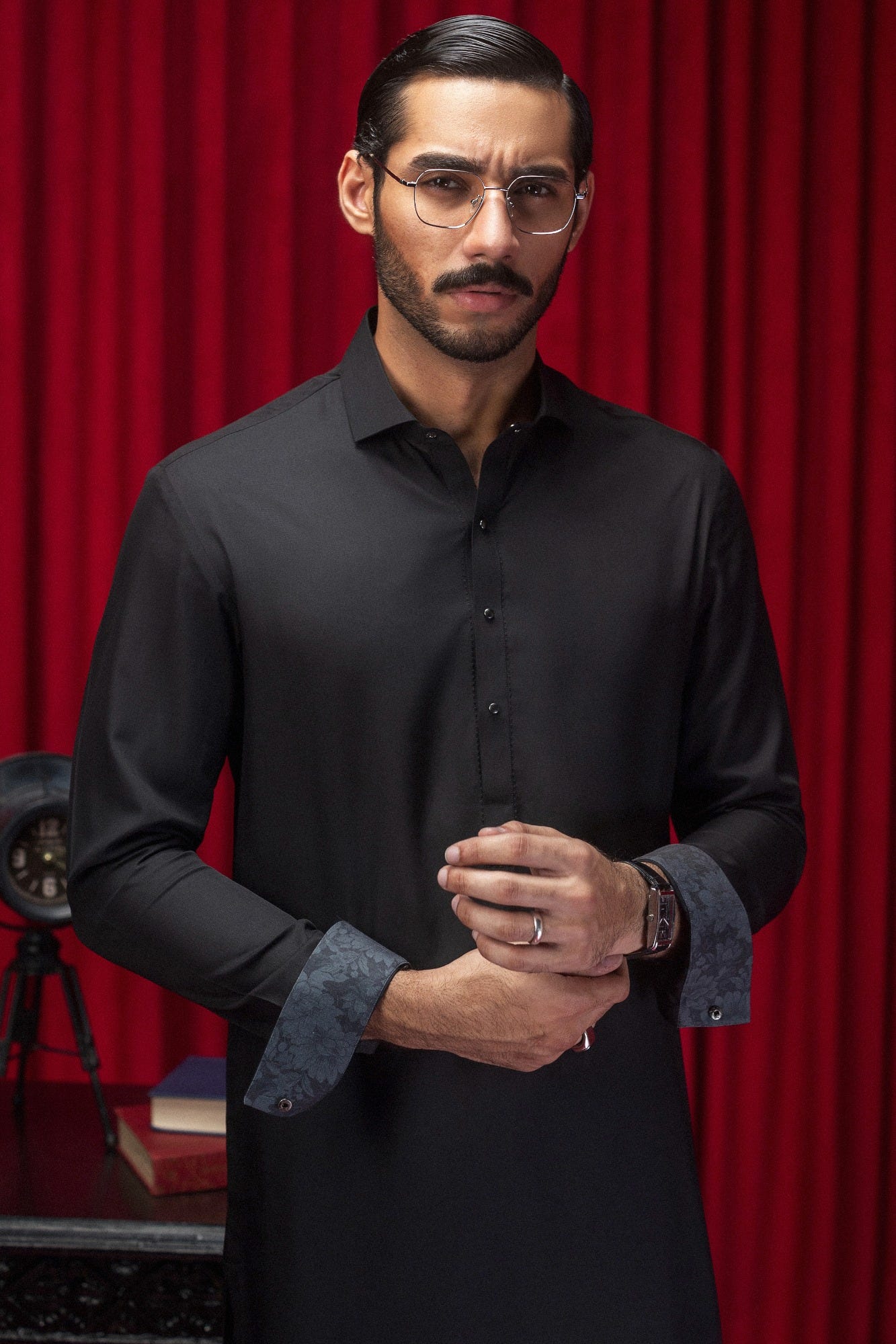 HEREFORD - BLACK BLENDED KAMEEZ SHALWAR