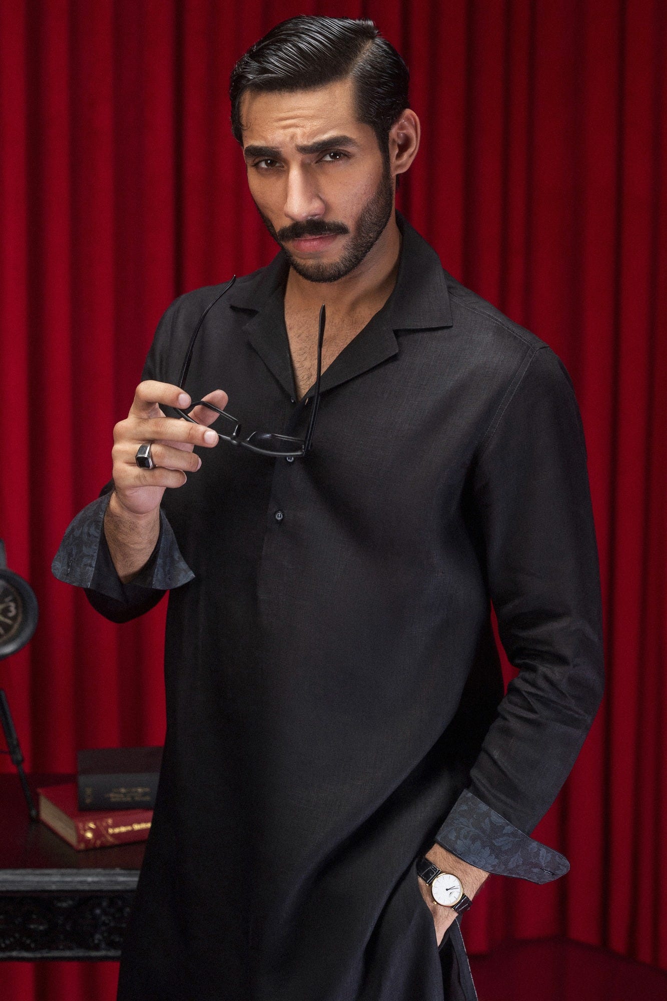 hamburg-black-linen-kurta-trouser