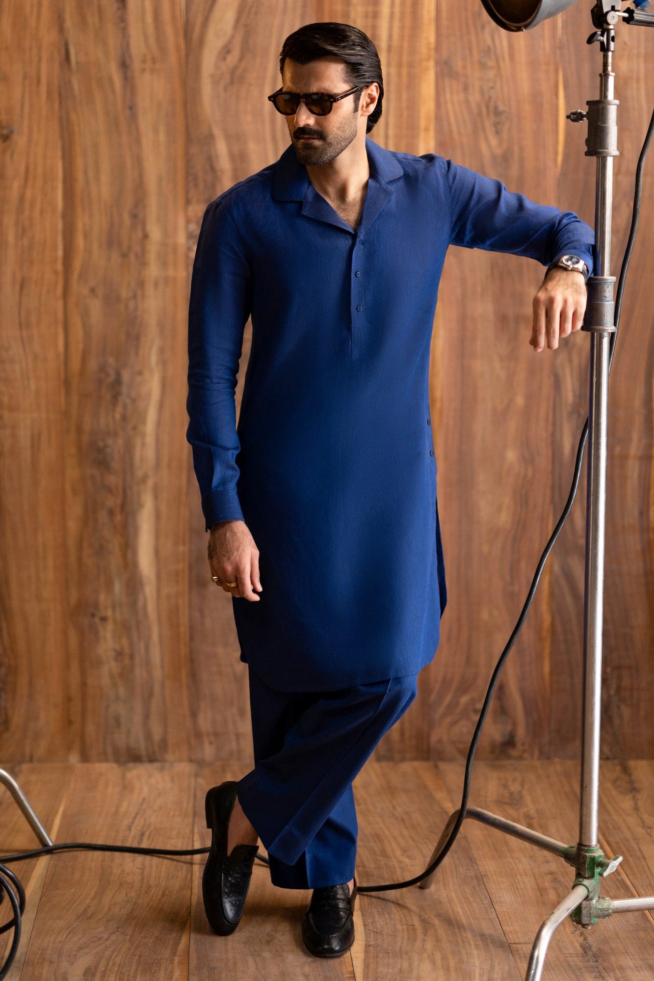 flensburg-royal-blue-linen-kurta-trouser
