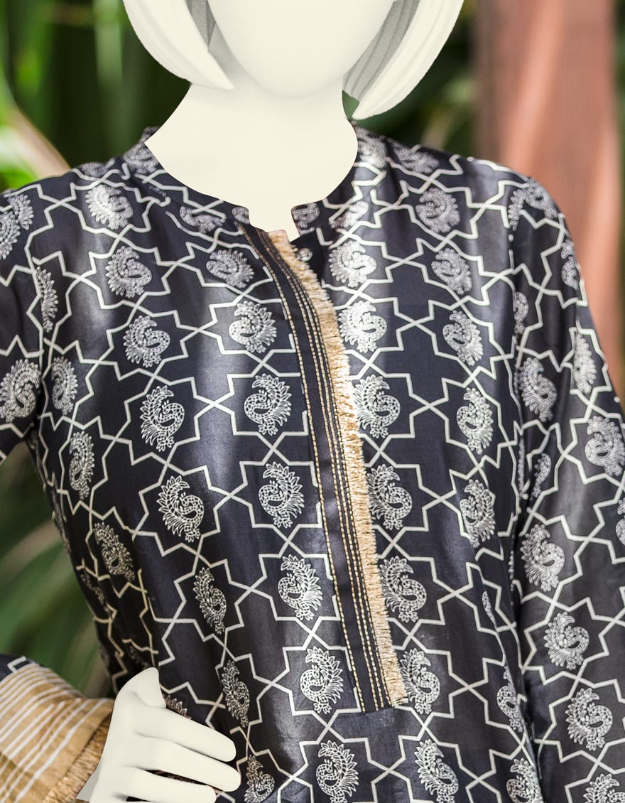 jgk-s-ygtl-409-19-fb-b&w-peacock