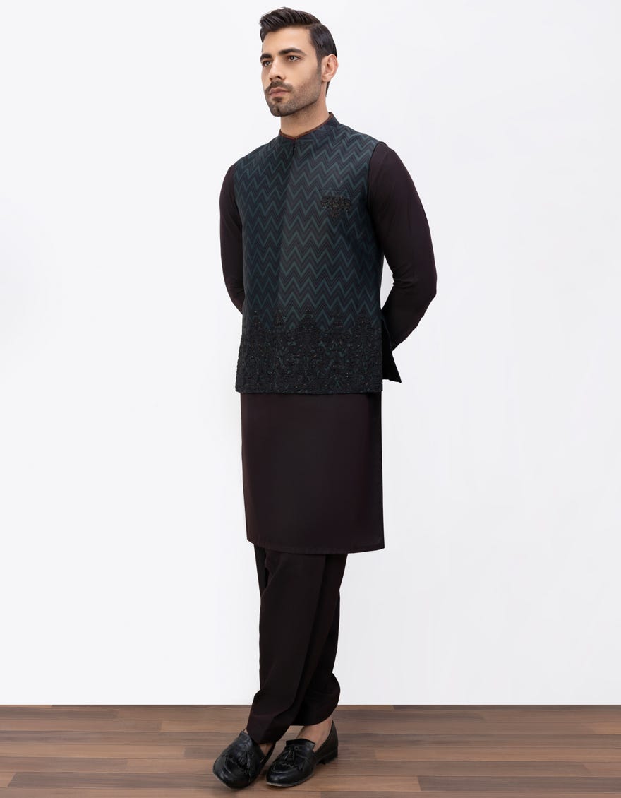 green-waistcoat-jjvc-48008