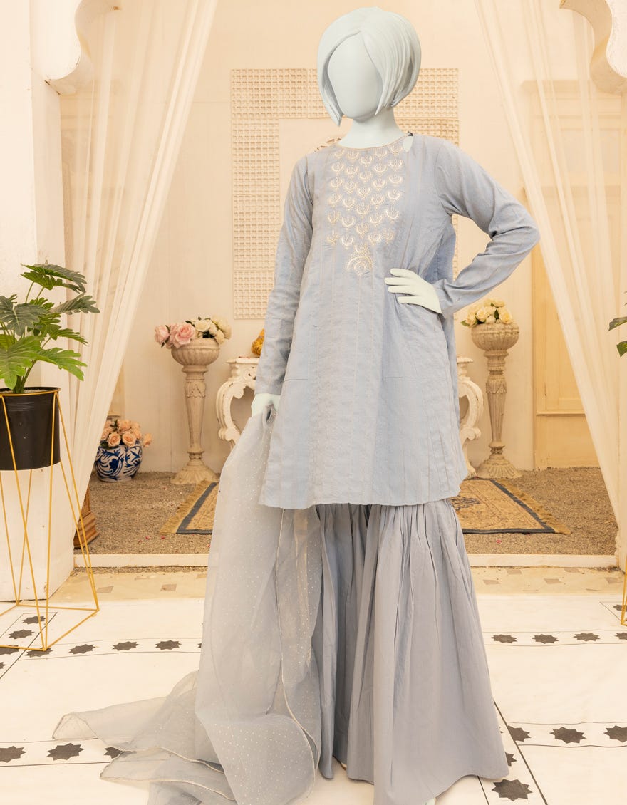 JGK-YGTL-S-618-22 FB/Alaia