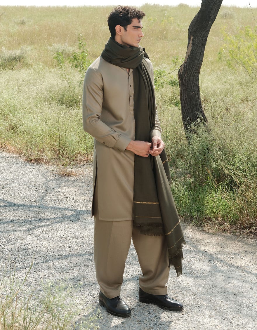 BOTTLE GREEN BLENDED MEN SHAWL | JJID-SHAWL-W-9736