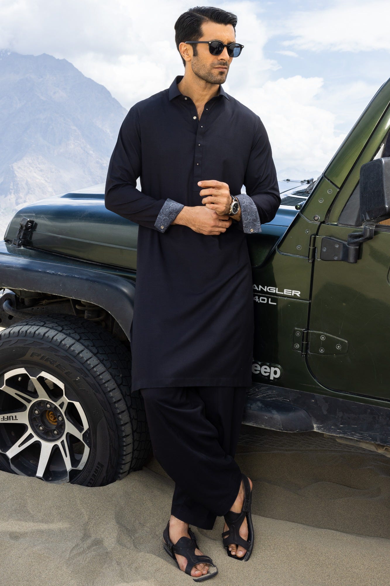 AMSTERDAM - BLACK BLENDED KAMEEZ SHALWAR