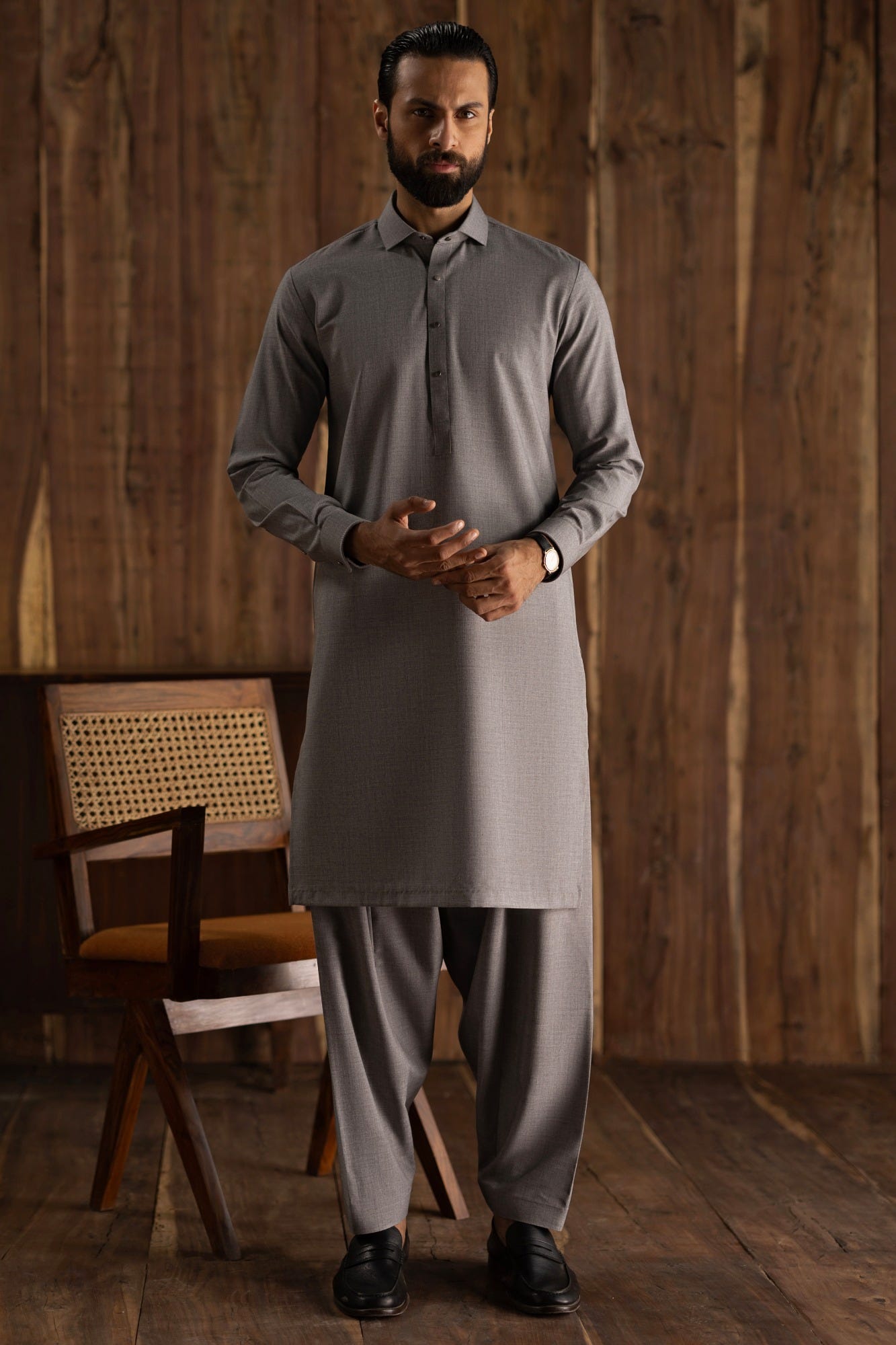 WOODSTOCK - LIGHT GREY EXCLUSIVE KAMEEZ SHALWAR