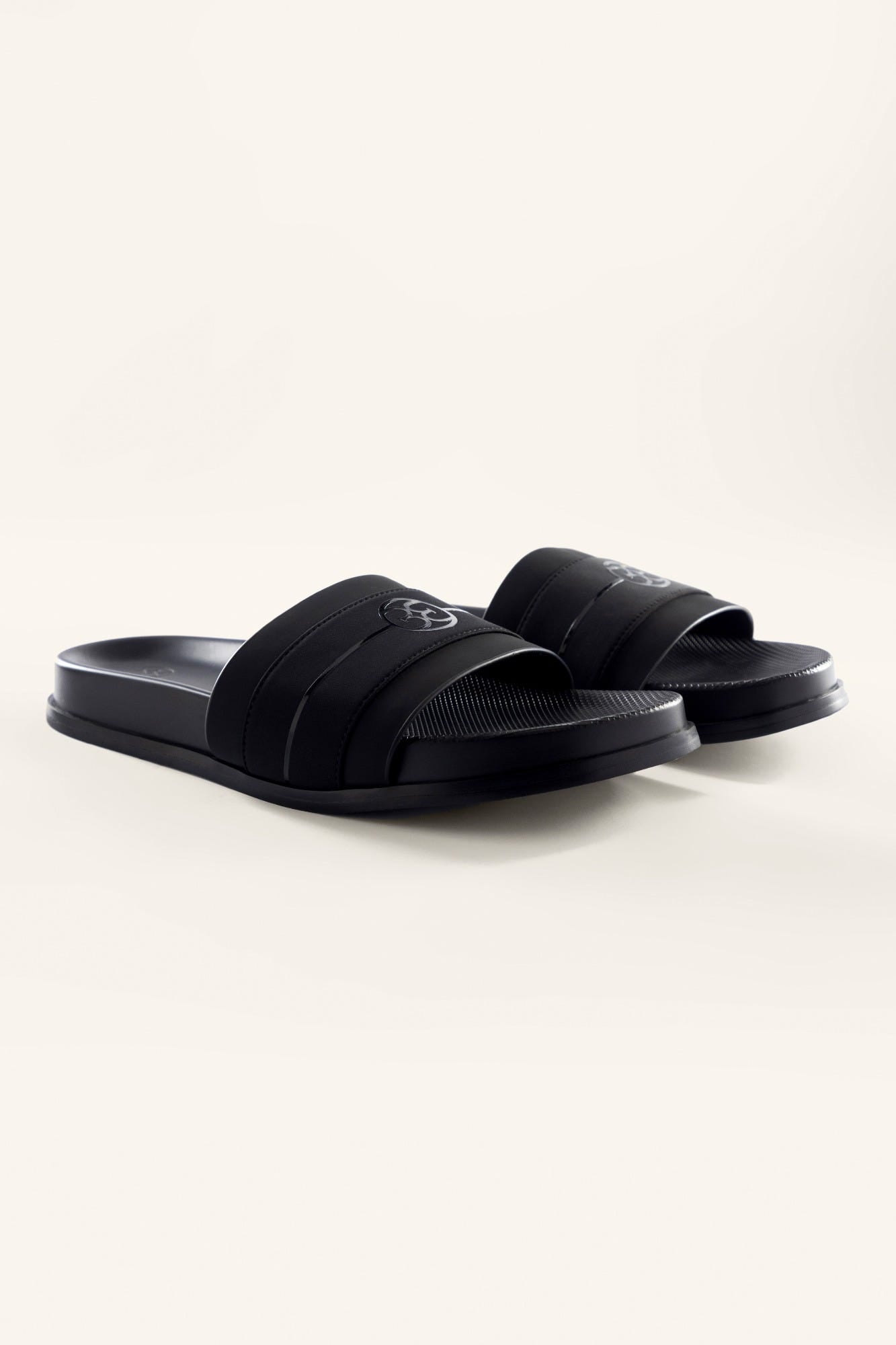 mima-black-men-sandals-ccsndl011chloe