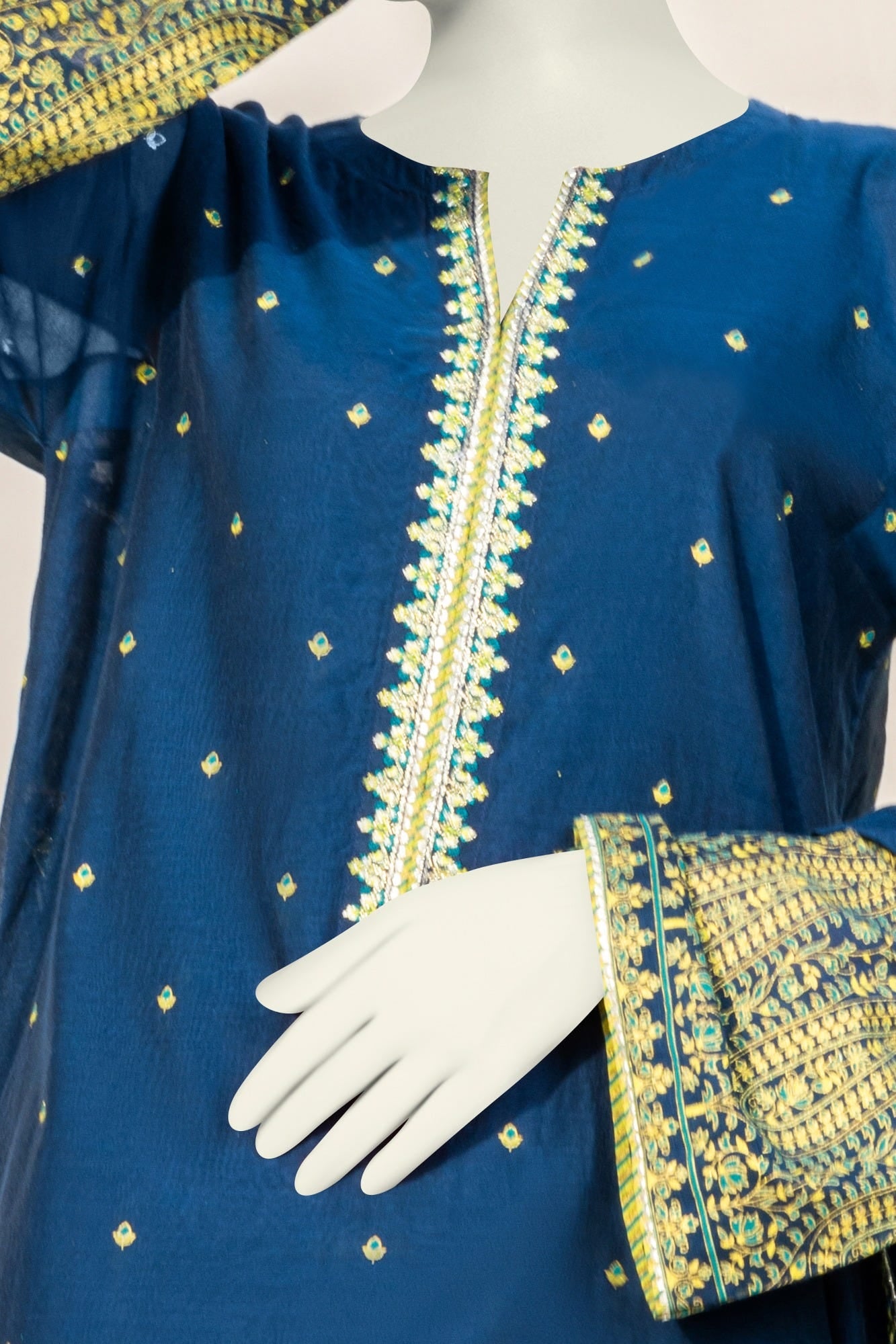 CCW-3PSU-S-22-026 Kashmiri Paisely