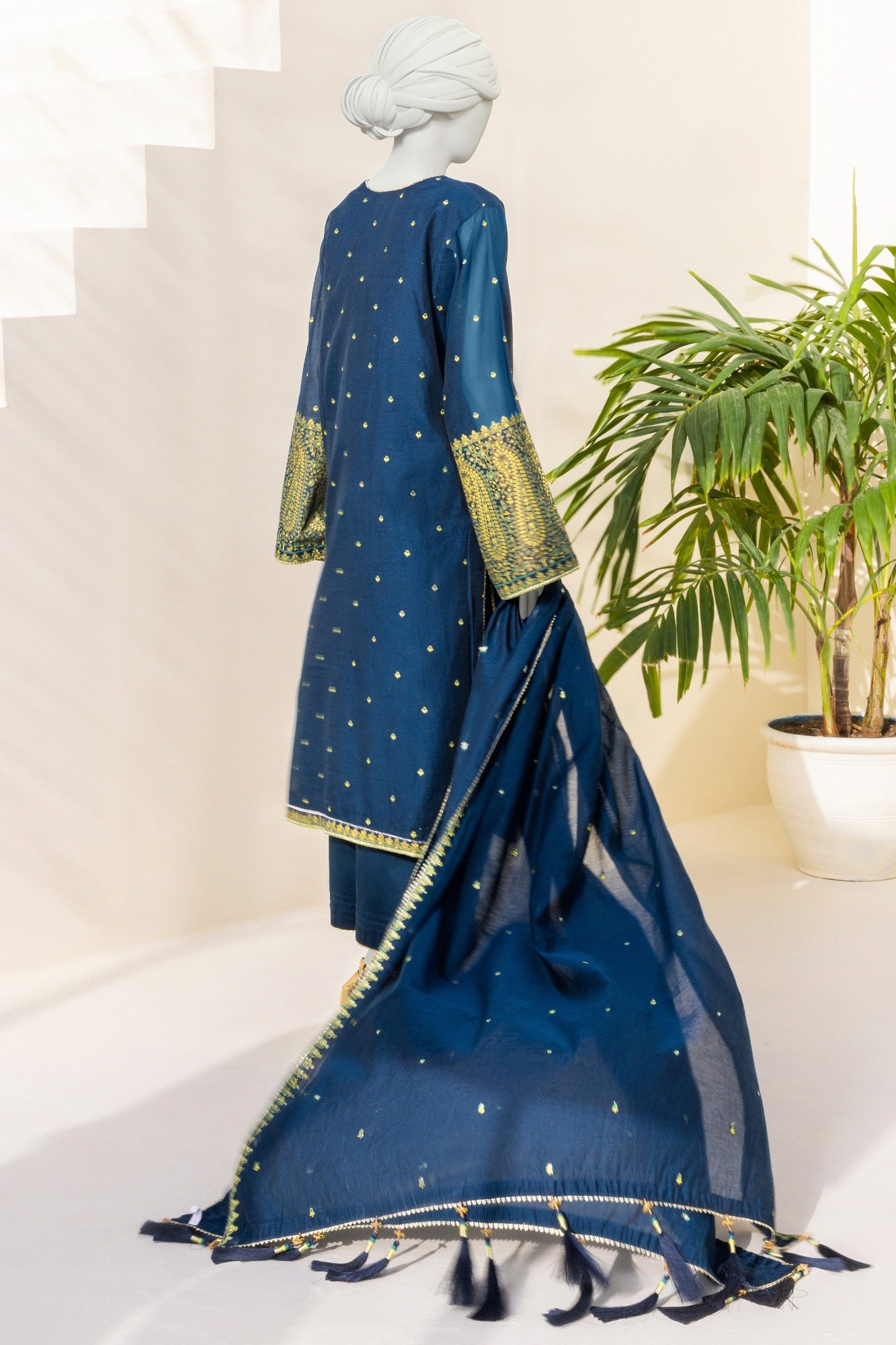 CCW-3PSU-S-22-026 Kashmiri Paisely